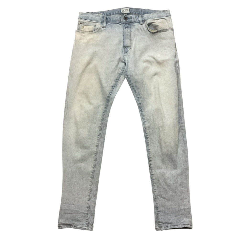 Todd Snyder Men’s Light Blue Wash Denim Jeans